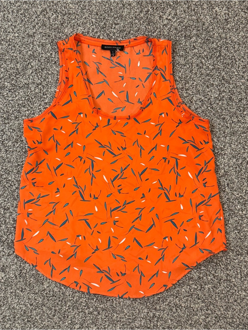 Banana Republic Bright Orange Floral-Print Tank - Picture 3 of 7